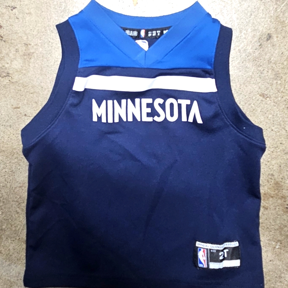 Kids minnesota timberwolves jersey SZ. 2T